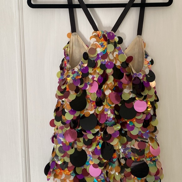 Beautiful multi sequin top. - Picture 4 of 5